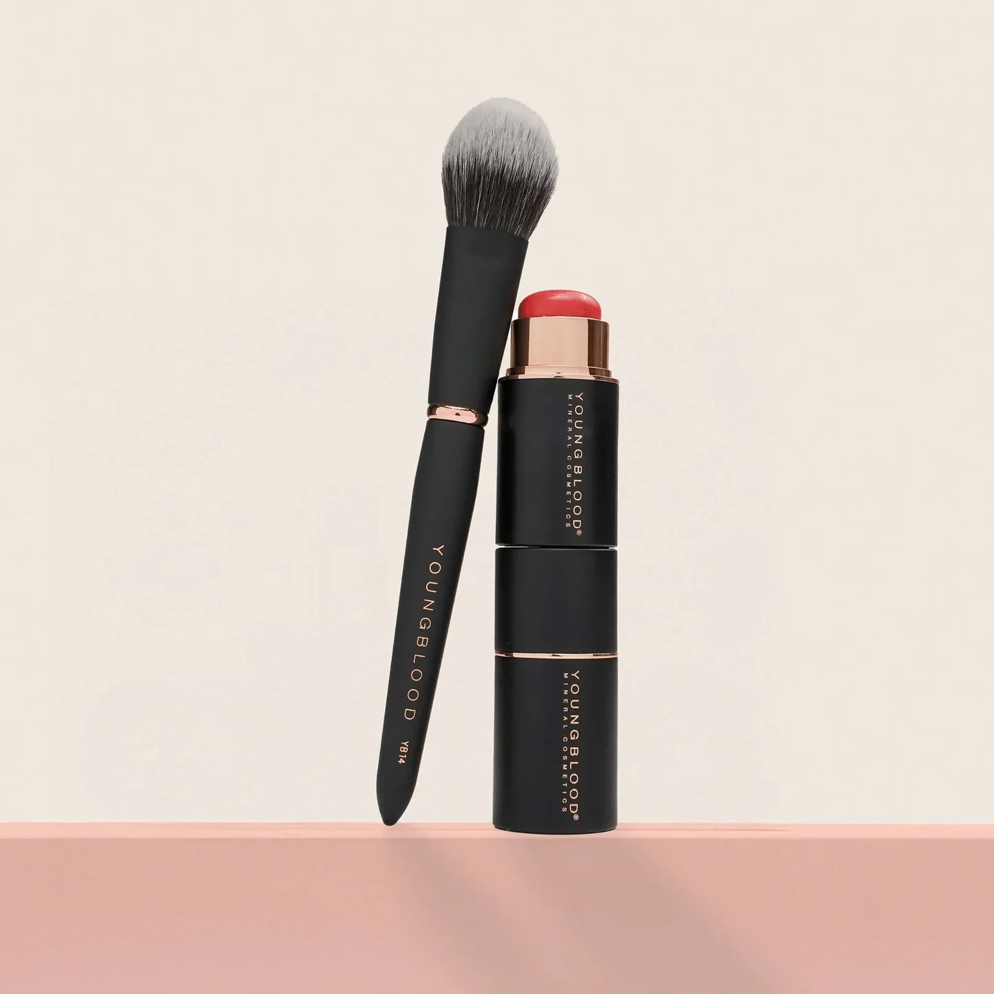 YoungBlood Mineral Cosmetics - LUXE Makeup Brushes- YB14 Multi-Tasker Crème Blush Brush